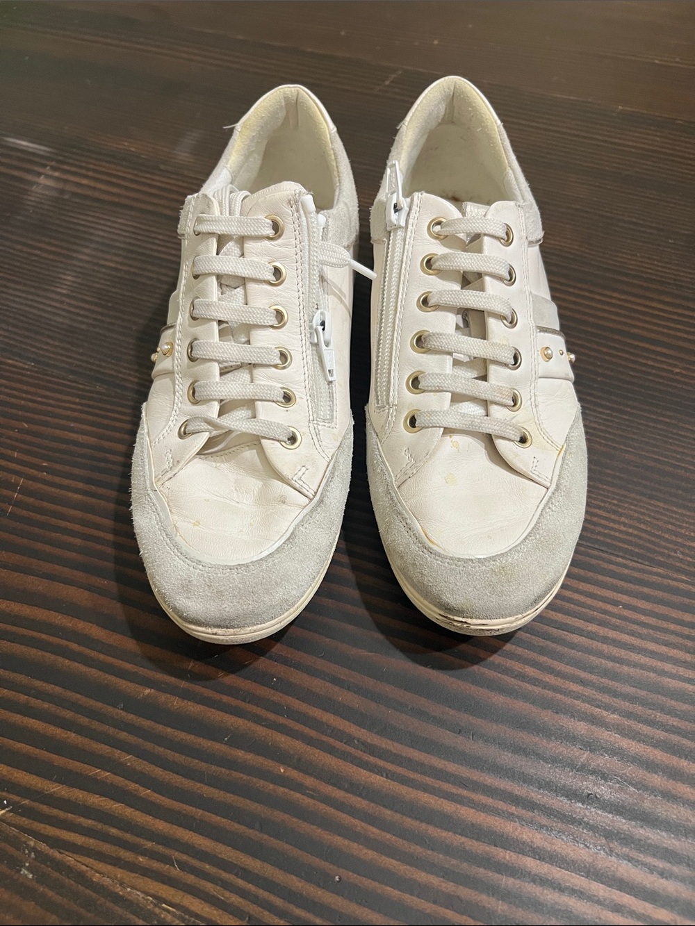 Geox White & Off-White Low-Top Sneakers with Side Zippers